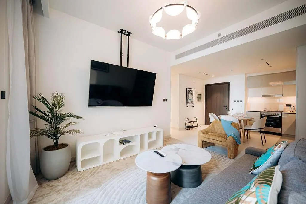 Cozy 1Br With Private Beach & Canal View Дубай Апартаменты