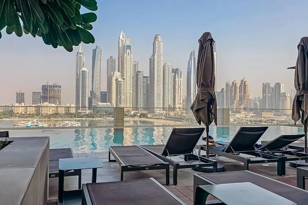 Cozy 1Br With Private Beach & Canal View Дубай Апартаменты