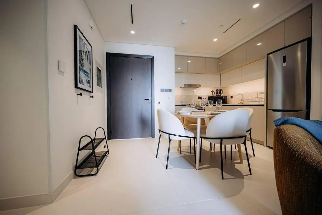 Апартаменты Cozy 1Br With Private Beach & Canal View Дубай ОАЭ