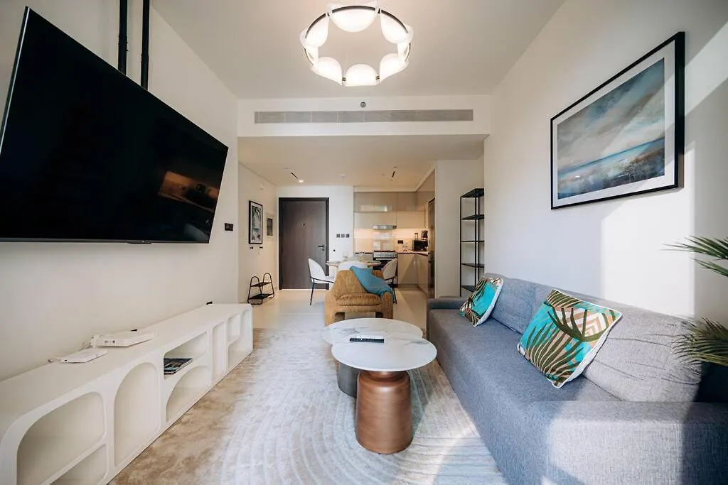Cozy 1Br With Private Beach & Canal View Dubái Emiratos Árabes Unidos