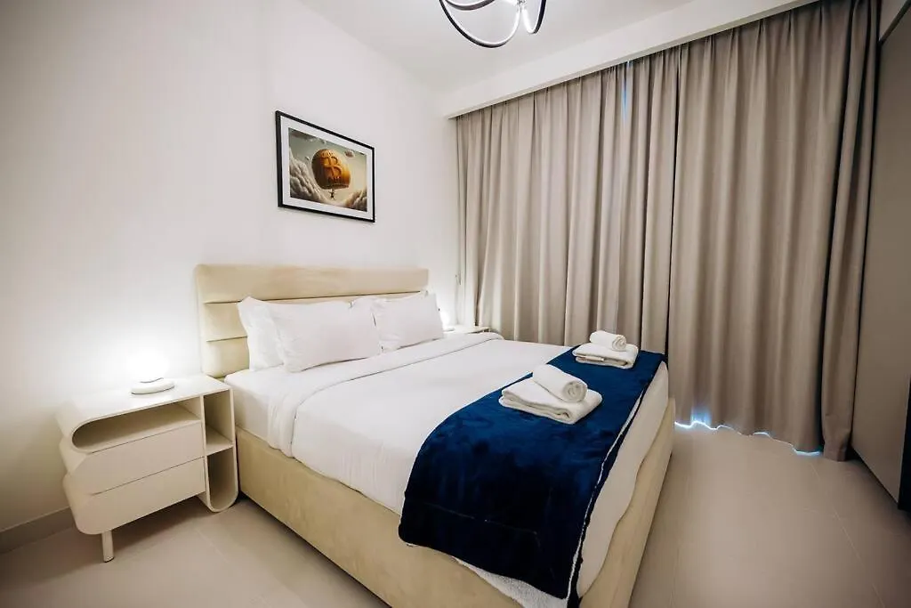 Apartamento Cozy 1Br With Private Beach & Canal View Dubái